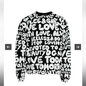 Dolce & Gabbana Men’s black and white sz medium graffiti crew neck